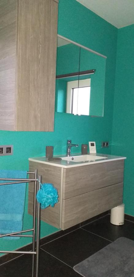 chez Chantal - appartement privatif Yvoir Esterno foto
